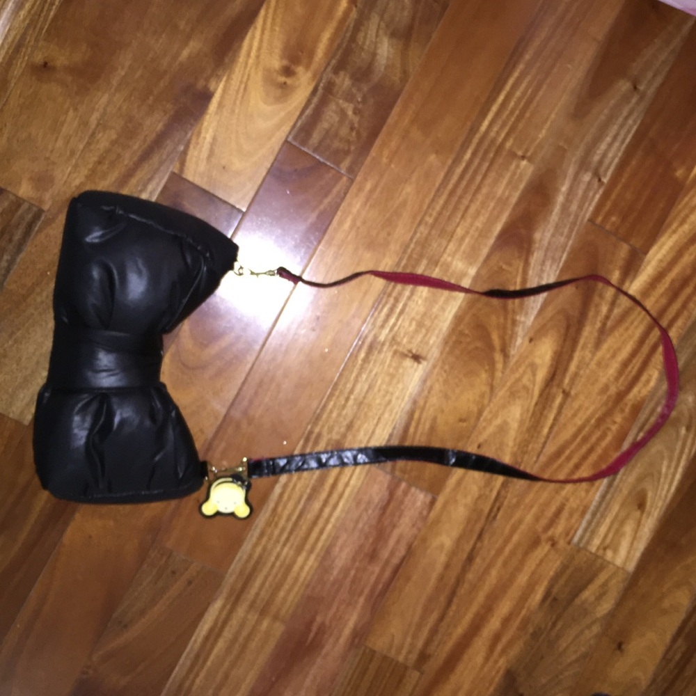 black bow purse (harajuku lovers)